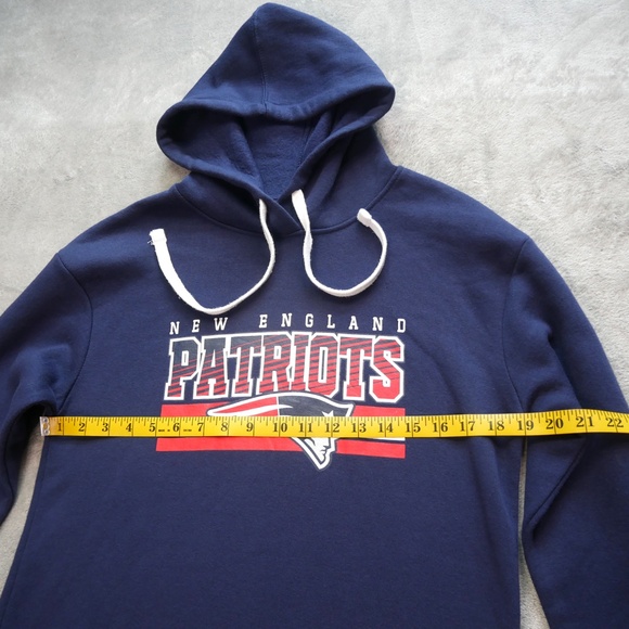 New England Patriots NFL Teens Women Medium 7/9 Blue Pullover Hoodie Sweatshirt - Picture 9 of 12